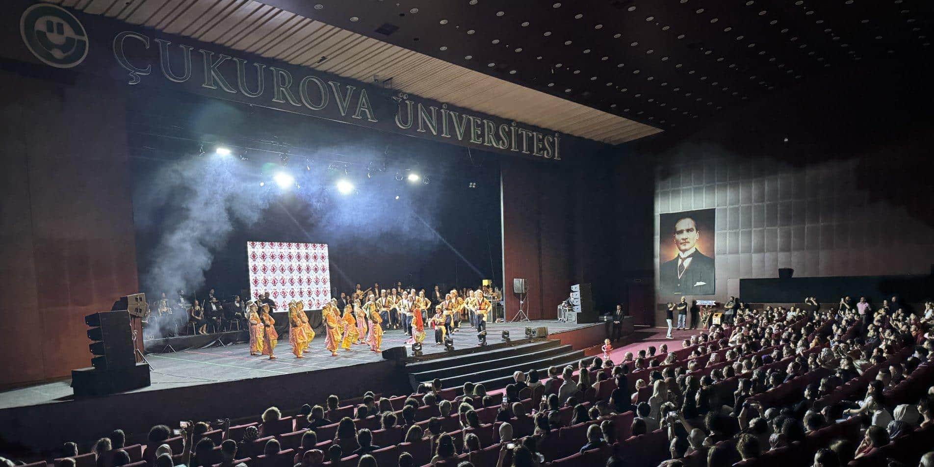 MAARİF ORKESTRASI VE HALK DANSLARI TOPLULUĞU, ADANA'DA SANATSEVERLERLE BULUŞTU